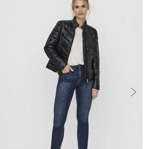 XS VERO MODA PUFFER JACKET